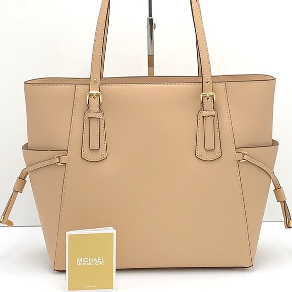 MICHAEL KORS Voyager EAST WEST TOTE OYSTER COLOR - Picture 5 of 16